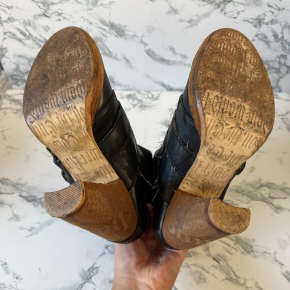 London Underground Women UK 7.5 US 9 Heeled Boots Black Leather Grunge Goth Shoe - Picture 6 of 7